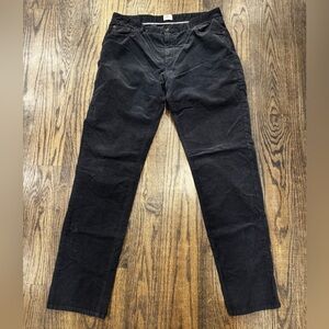 Faherty men’s cords in navy. Size 35.